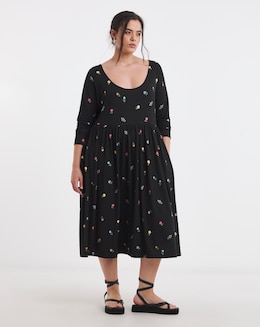 Ditsy Print Scoop Neck Pocket Midi Dress