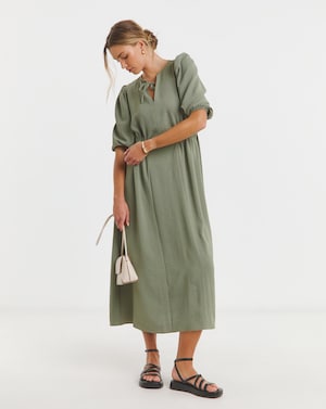 Cinched Waist Midi Dress With Pockets - Image 3