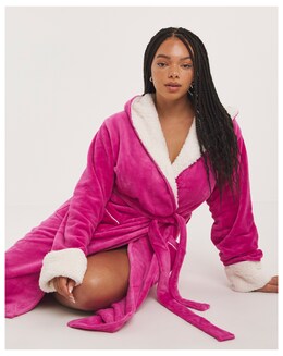 Chelsea Peers Fluffy Fleece Hooded Gown