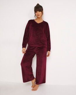 Figleaves Luxury Soft Fleece Animal V Neck &amp; Wide Trouser Set