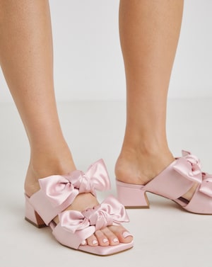 Double Bow Low Heel Mules Wide - Image 4