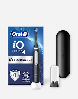 Oral-B iO4 Black with Travel Case