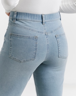 24/7 Light Wash Straight Leg Jeans - Image 7