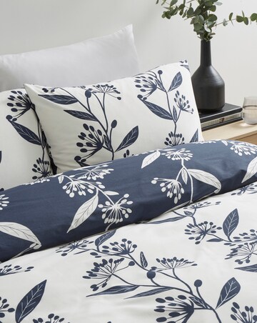 Allium Floral Navy Duvet Set