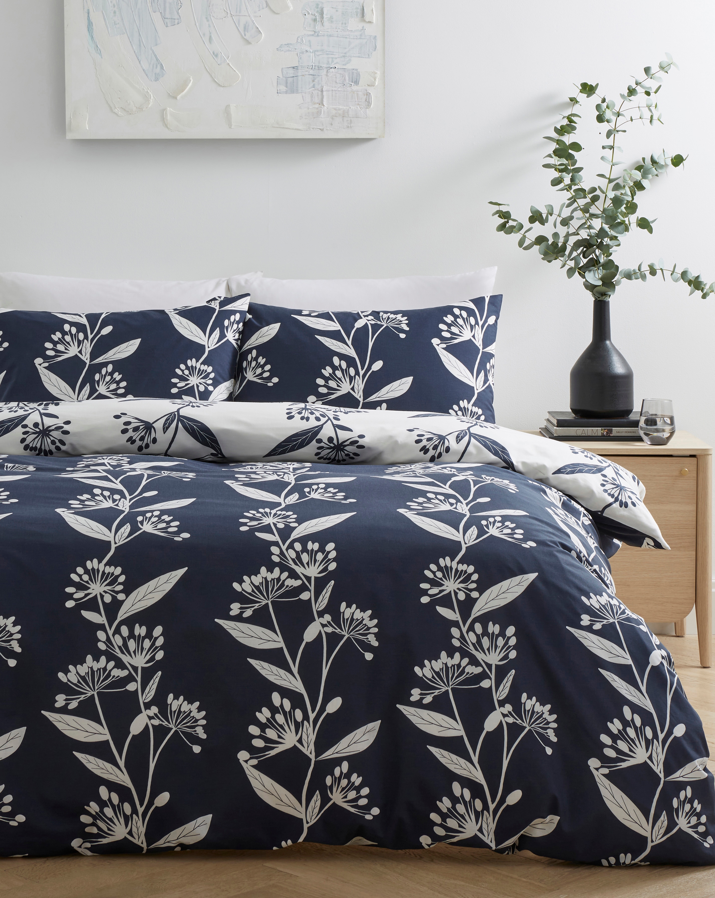 Allium Floral Navy Duvet Set