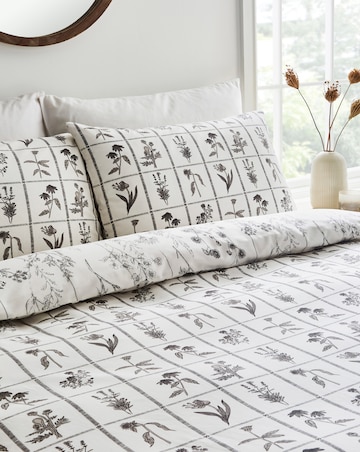 Georgie Floral Duvet Set