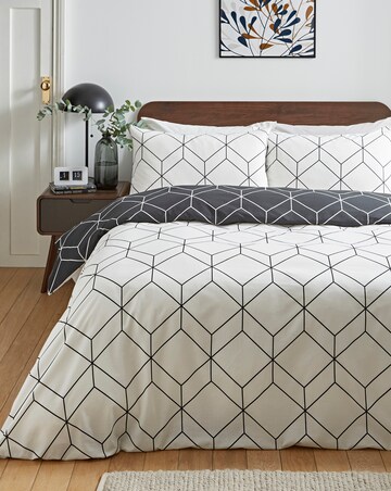 Oberon Monochrome Duvet Set
