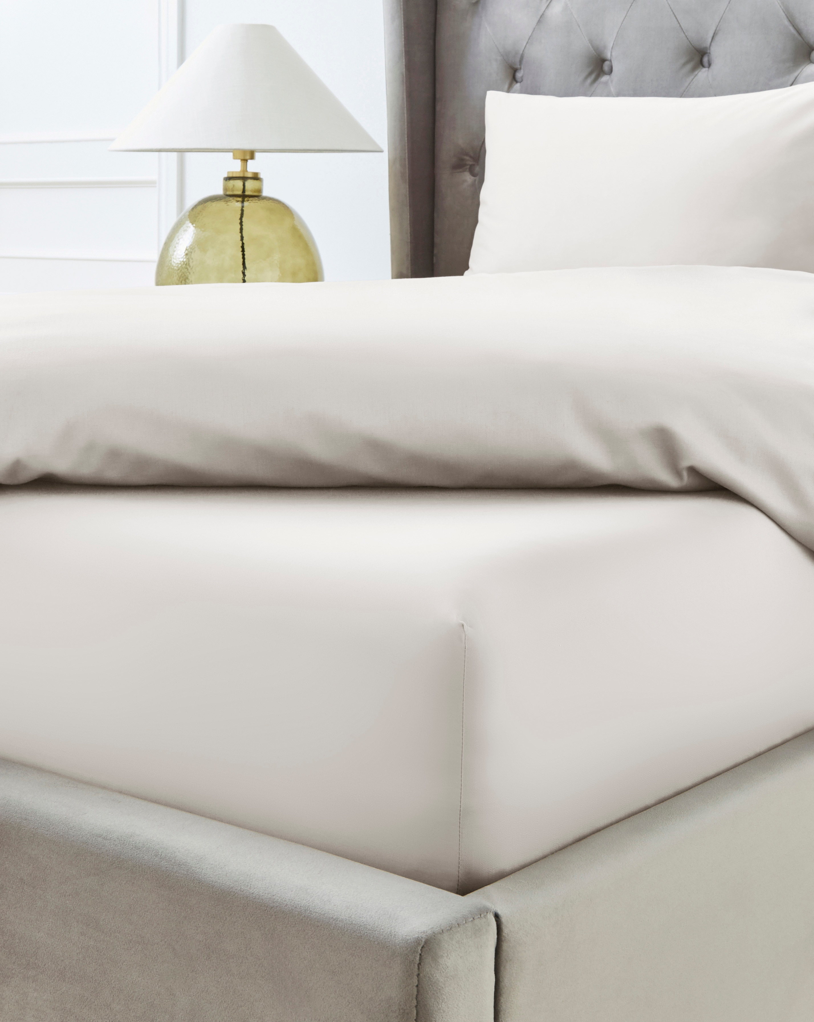 Hotel 300Tc Extra Deep 38cm Fitted Sheet