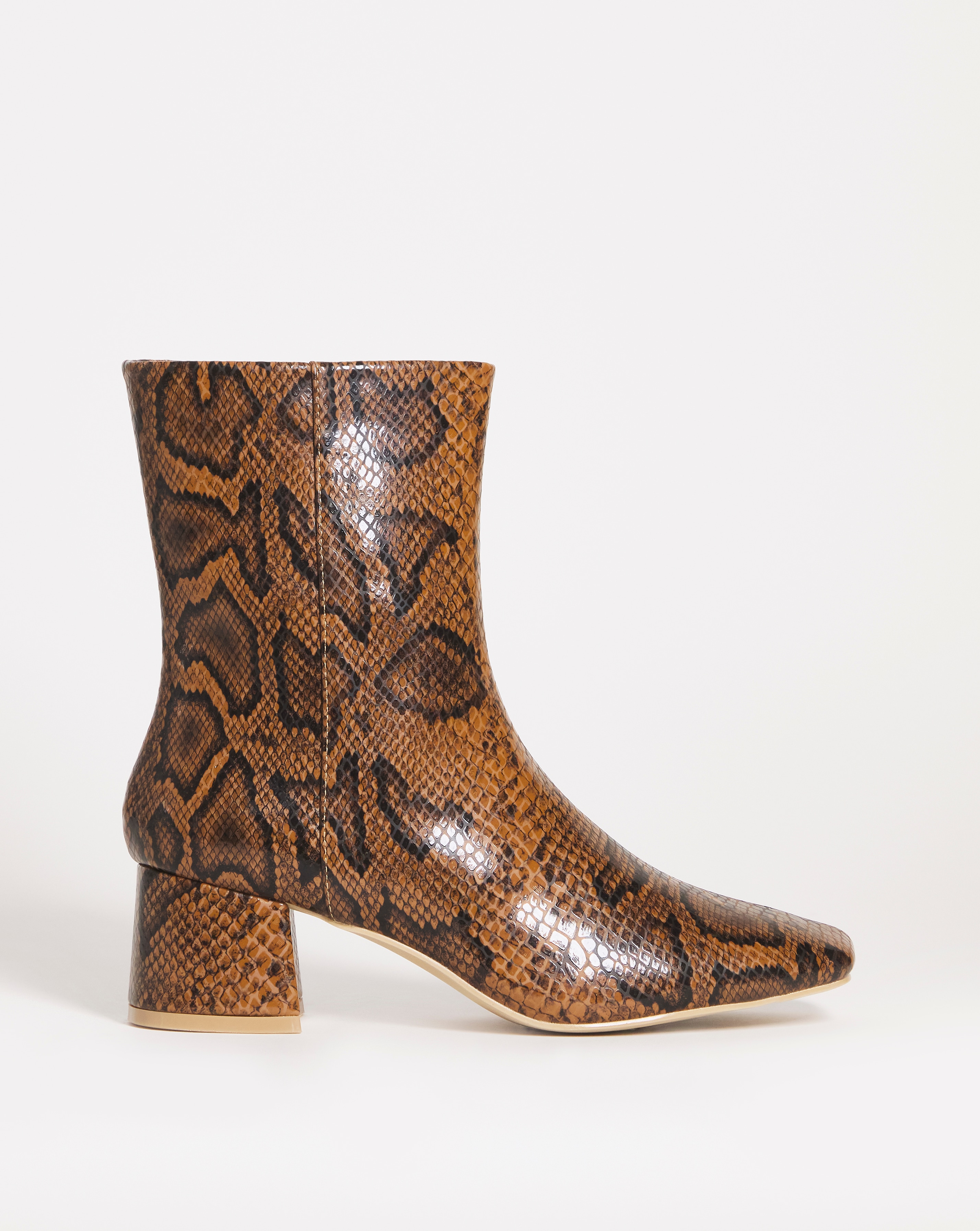 Block Heeled Boot E Fit - Womens - Size 4 - Chunky Heel Boots - Wide Fit 