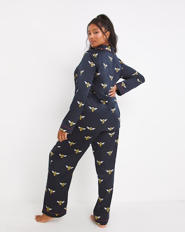 Chelsea Peers Woven Satin Bee Print PJ Set