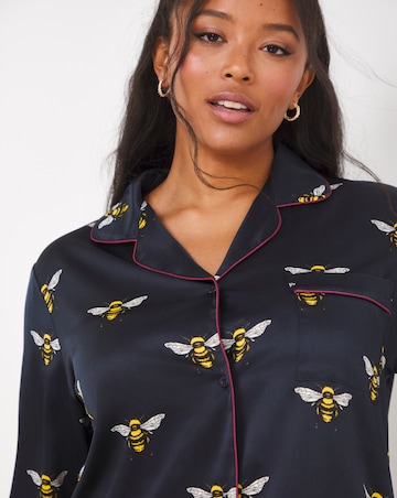Chelsea Peers Woven Satin Bee Print PJ Set