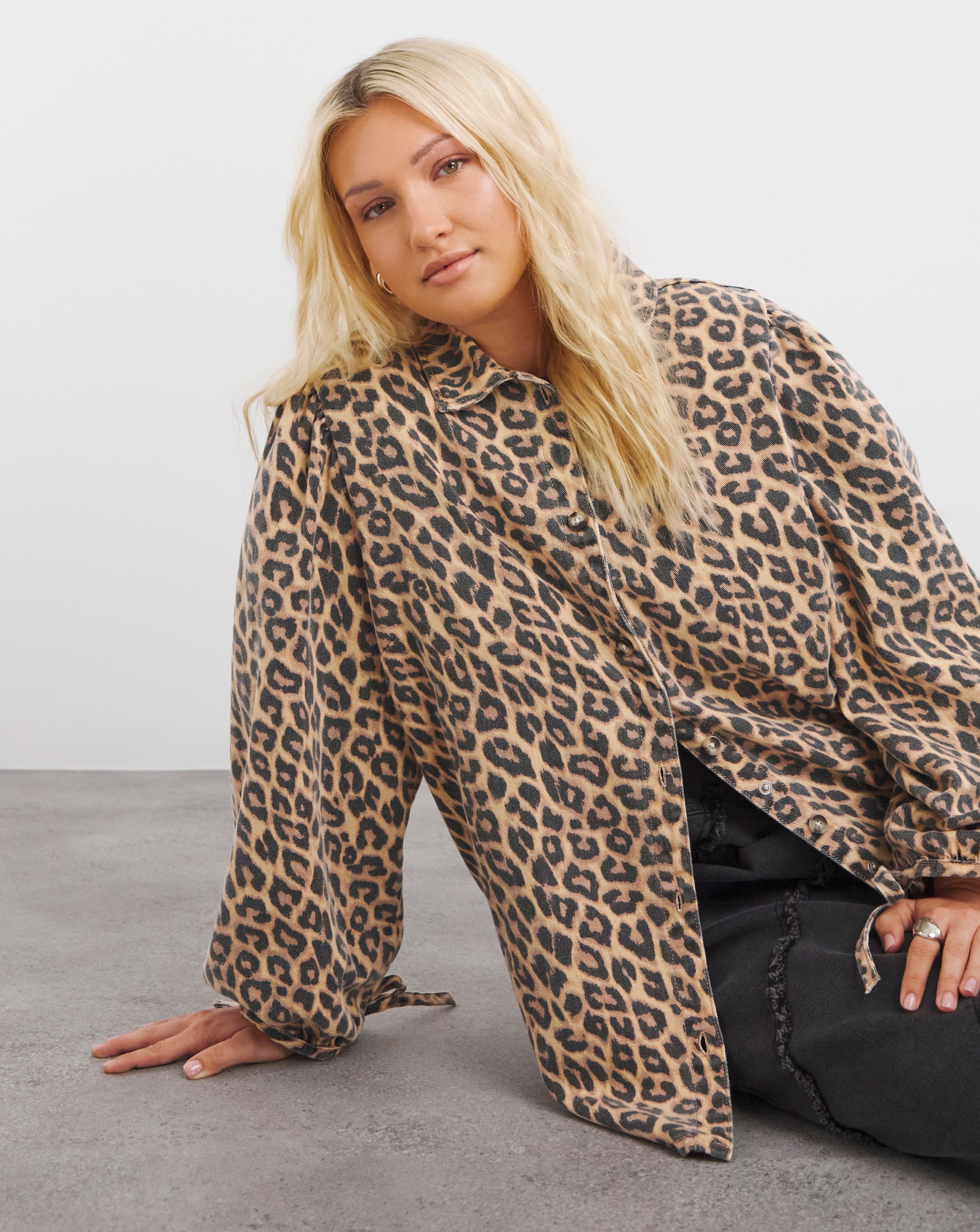 Leopard Blouson Sleeve Denim Shacket