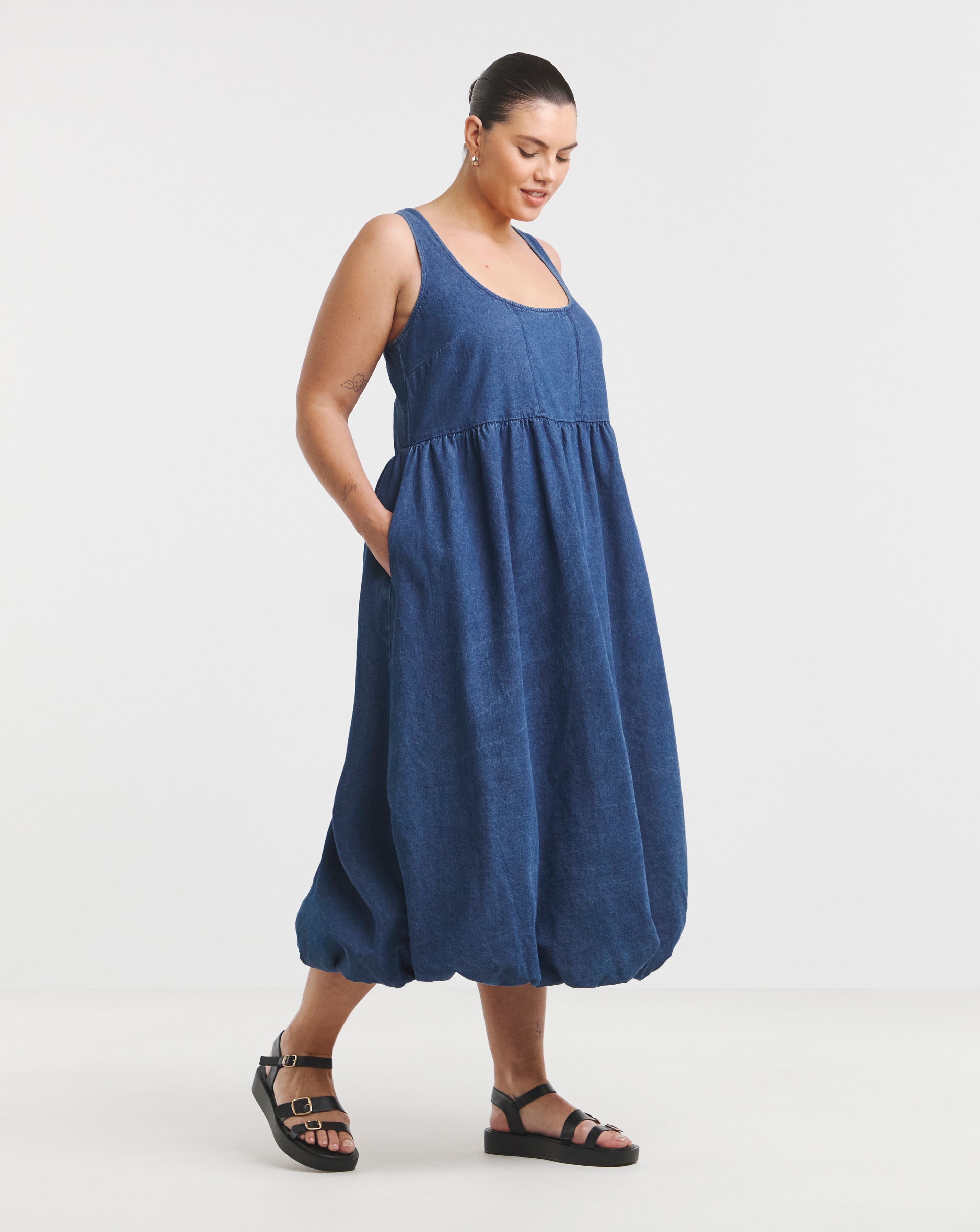 Simply Be - Women's Mid Blue Bubble Hem Midaxi Dress - Size 14 - Mid blue - 100% Cotton