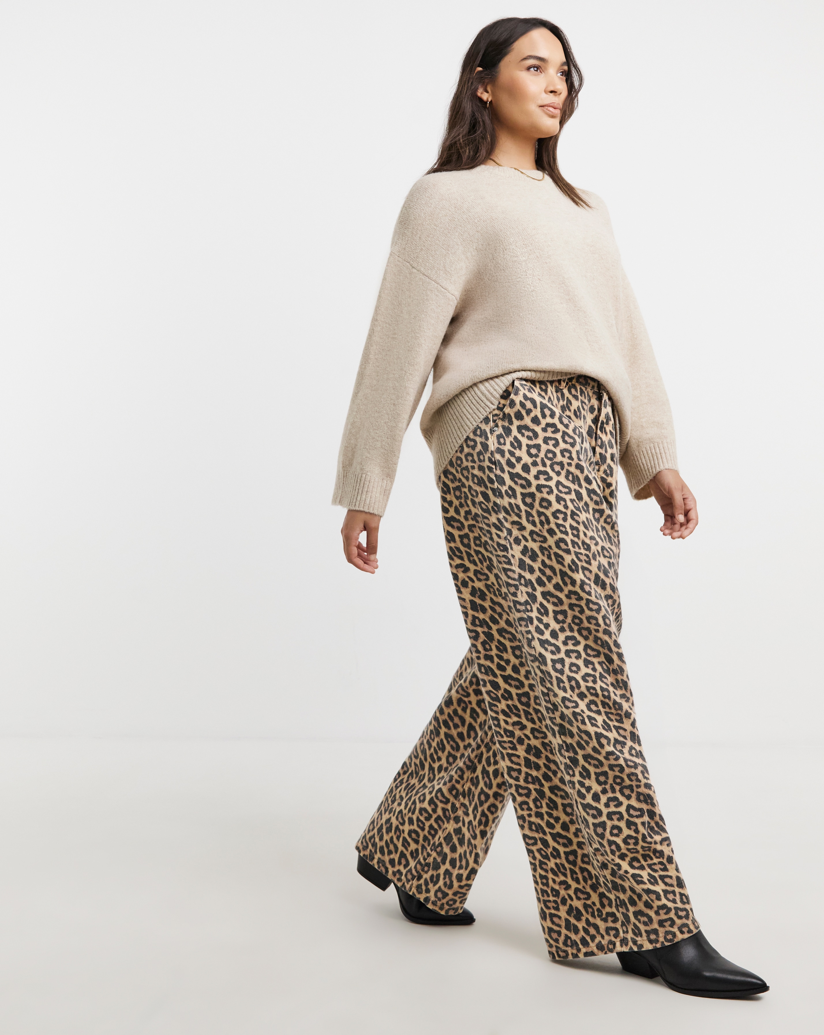 Leopard Print Denim Pleat Wide Leg Jeans
