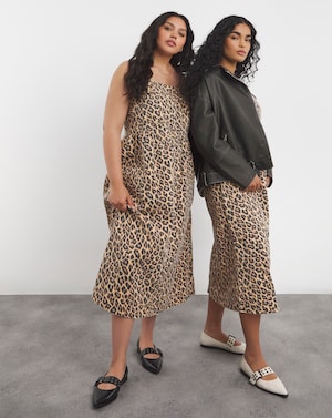 Leopard Midaxi Denim Pinafore Dress - Image 7