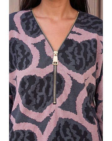 Roman Heart Print Zip Top