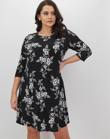 Mono Print 3/4 Sleeve Swing Dress
