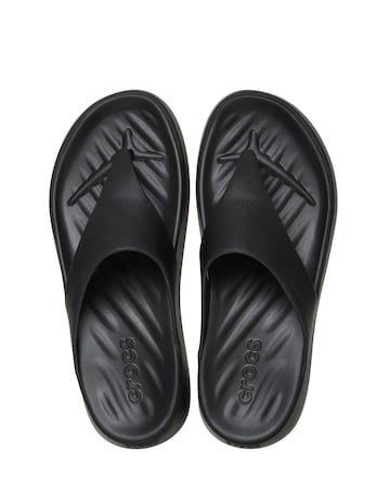 Crocs Black Getaway Triangle Flip - Standard Fit
