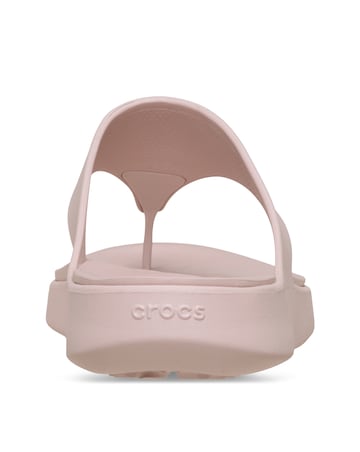 Crocs Quartz Getaway Triangle Flip - Standard Fit