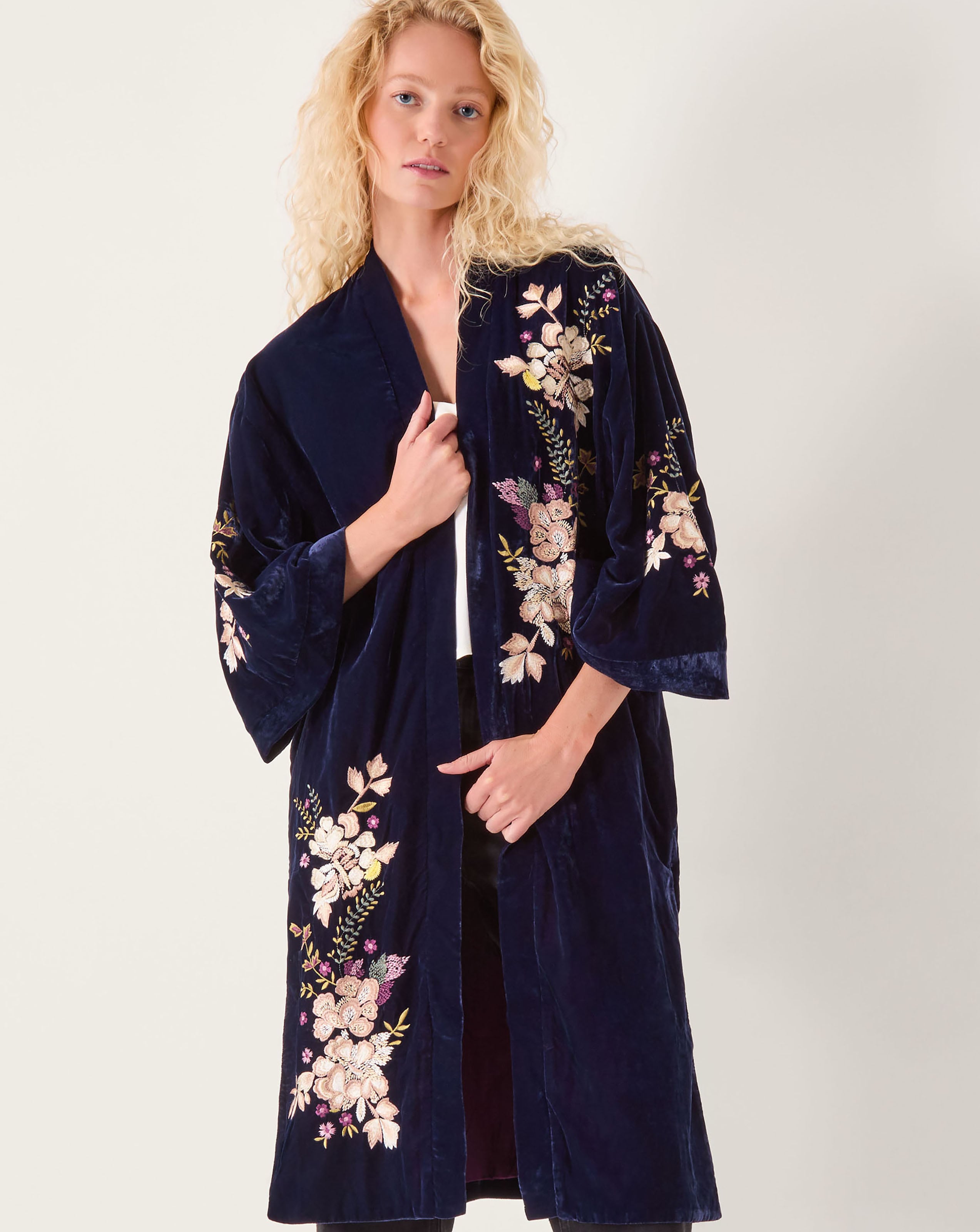 New In - Monsoon Fallon Velvet Kimono