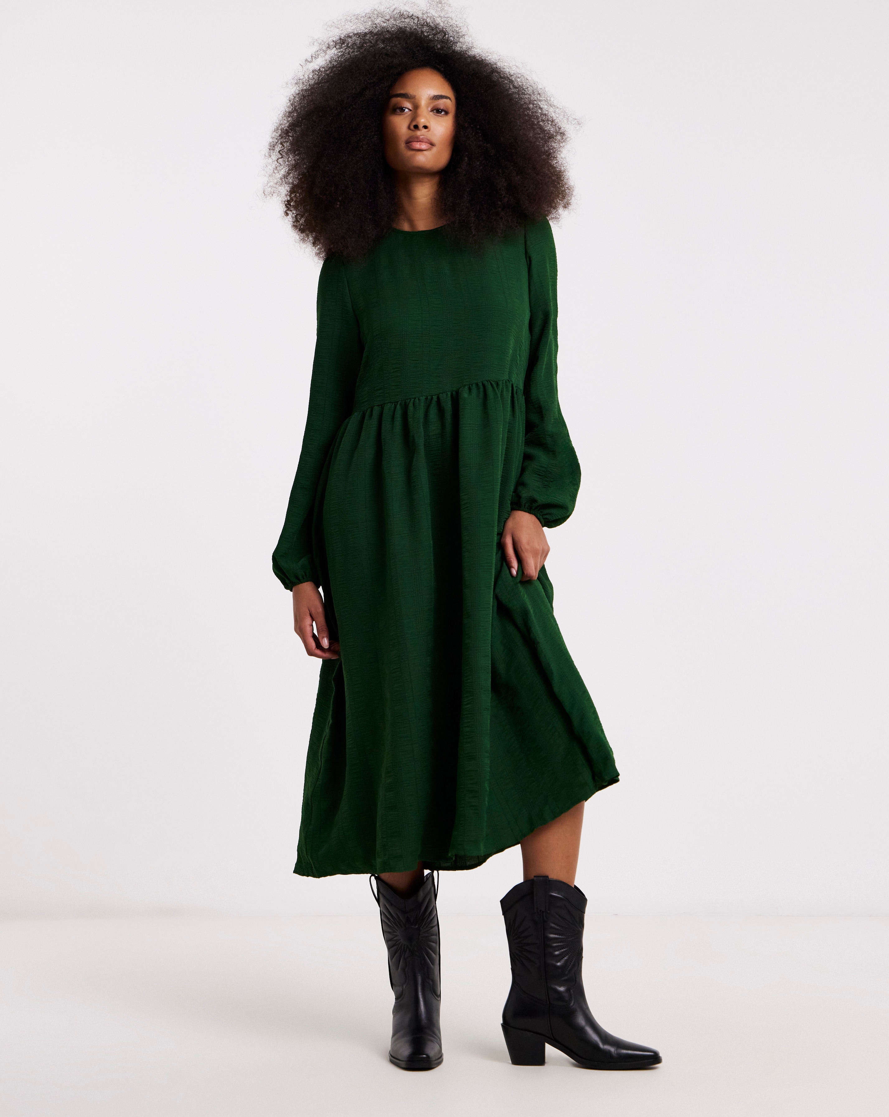 Textured Pocket Midi Dress