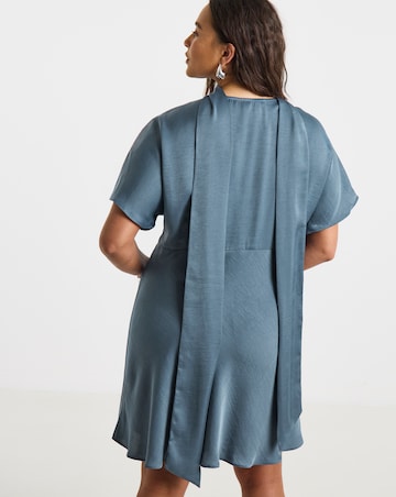 Short Sleeve Satin Scarf Detail Dress