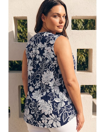 Roman Curve Floral Puff Stretch Vest