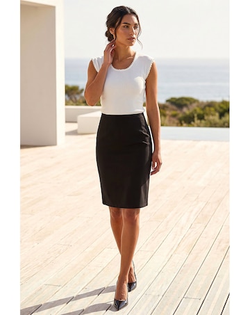 Roman Pull On Stretch Waist Pencil Skirt
