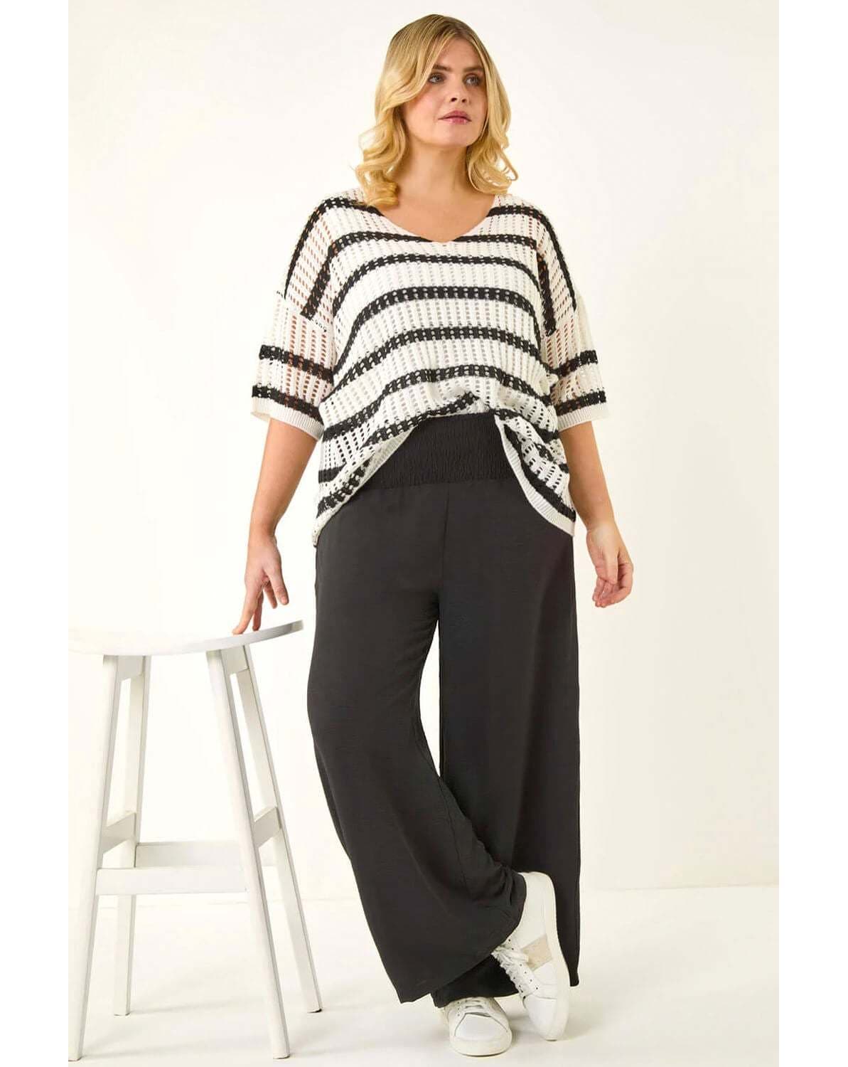 New In - Roman Curve Shirred Wide Leg Trouser