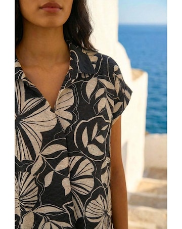 Roman Printed Broderie Collared Top
