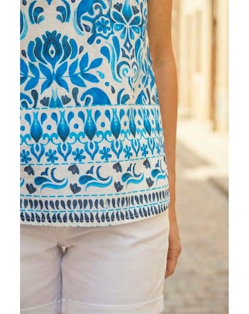 Roman Floral Border Print V-Neck Top