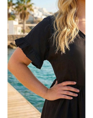 Roman Curve Cotton V-Neck Frill Dress