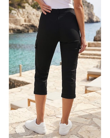 Roman Cropped Cargo Stretch Trouser