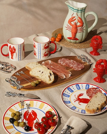 Hestia set of 2 crab & lobster mugs