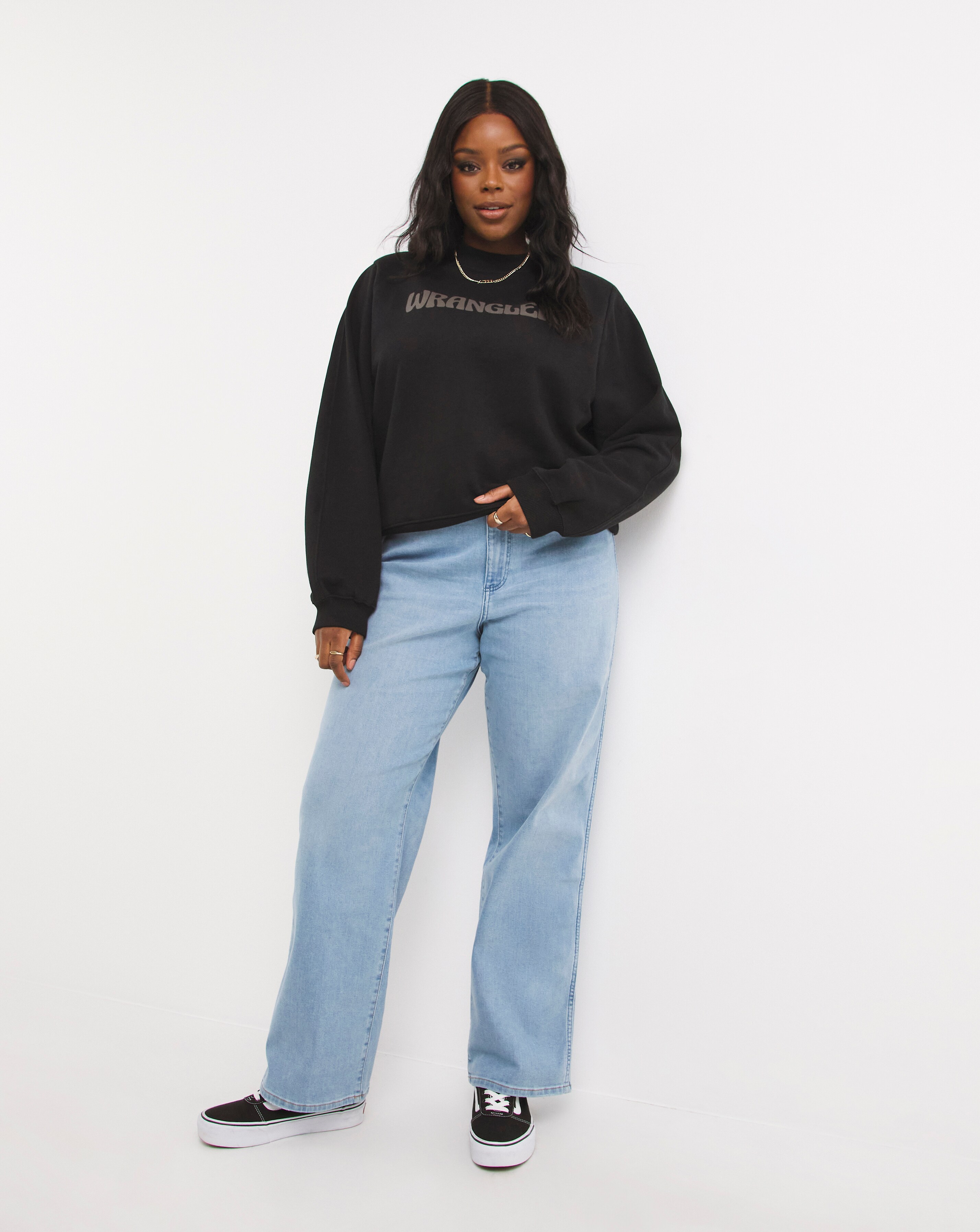 Wrangler High Waist Mom Relaxed Jeans | Simply Be