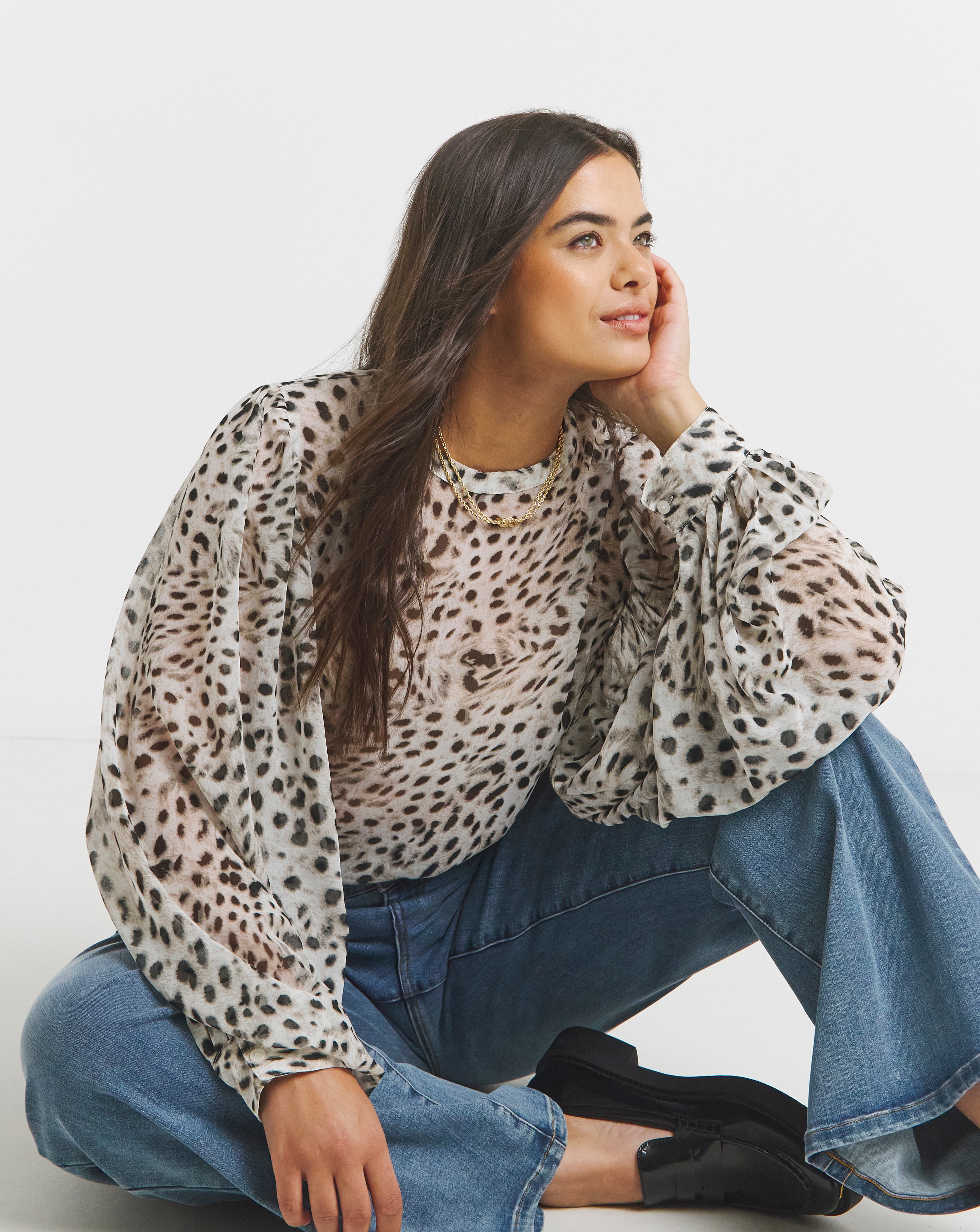 New In - Exaggerated Sleeve Blouse