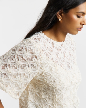 Joanna Hope Textured Floral Blouse