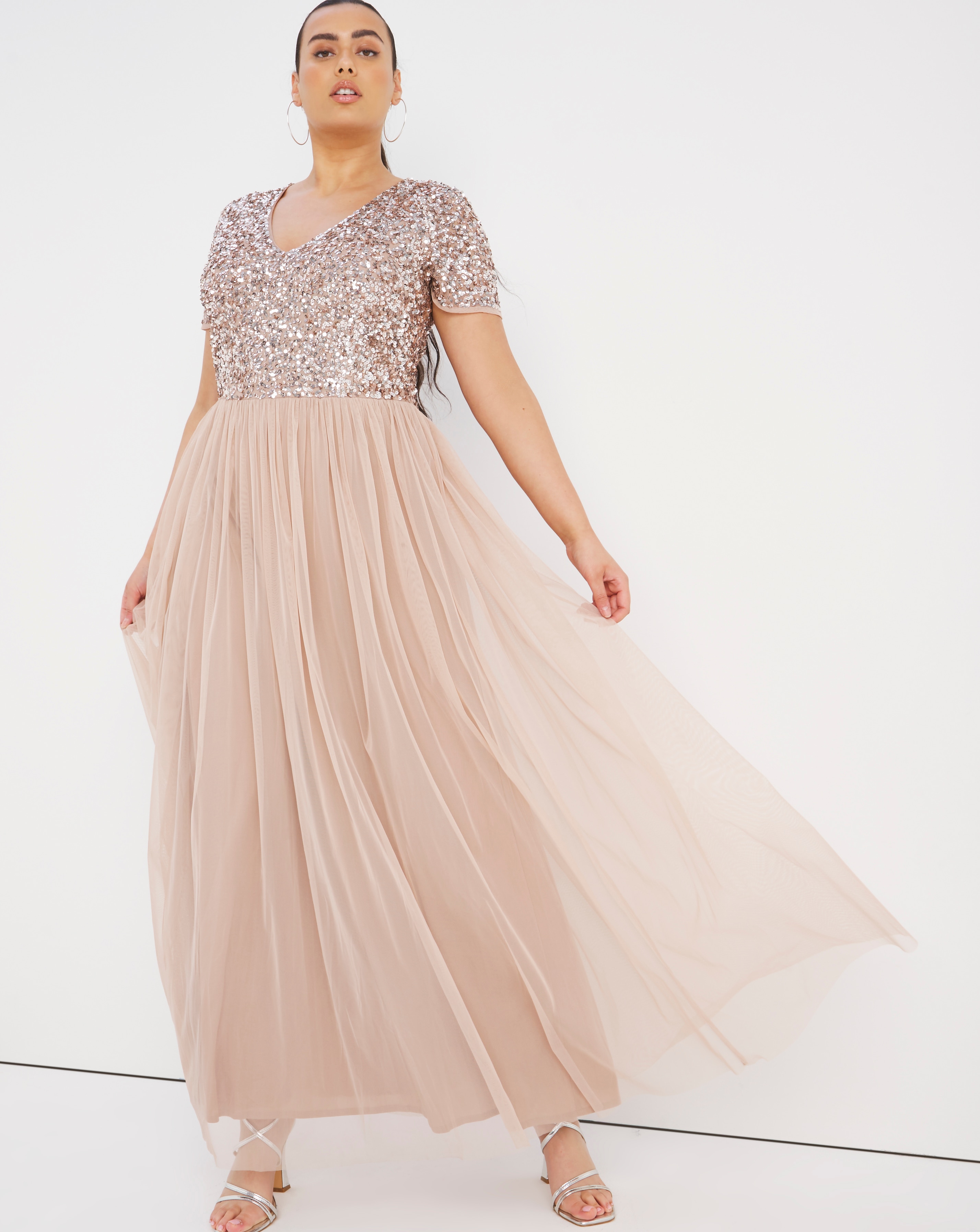 maya plus v neck maxi tulle dress