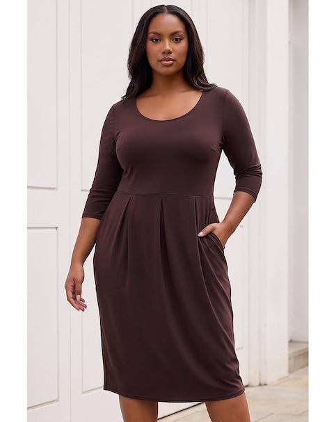 Roman Curve Pocket Shift Midi Dress