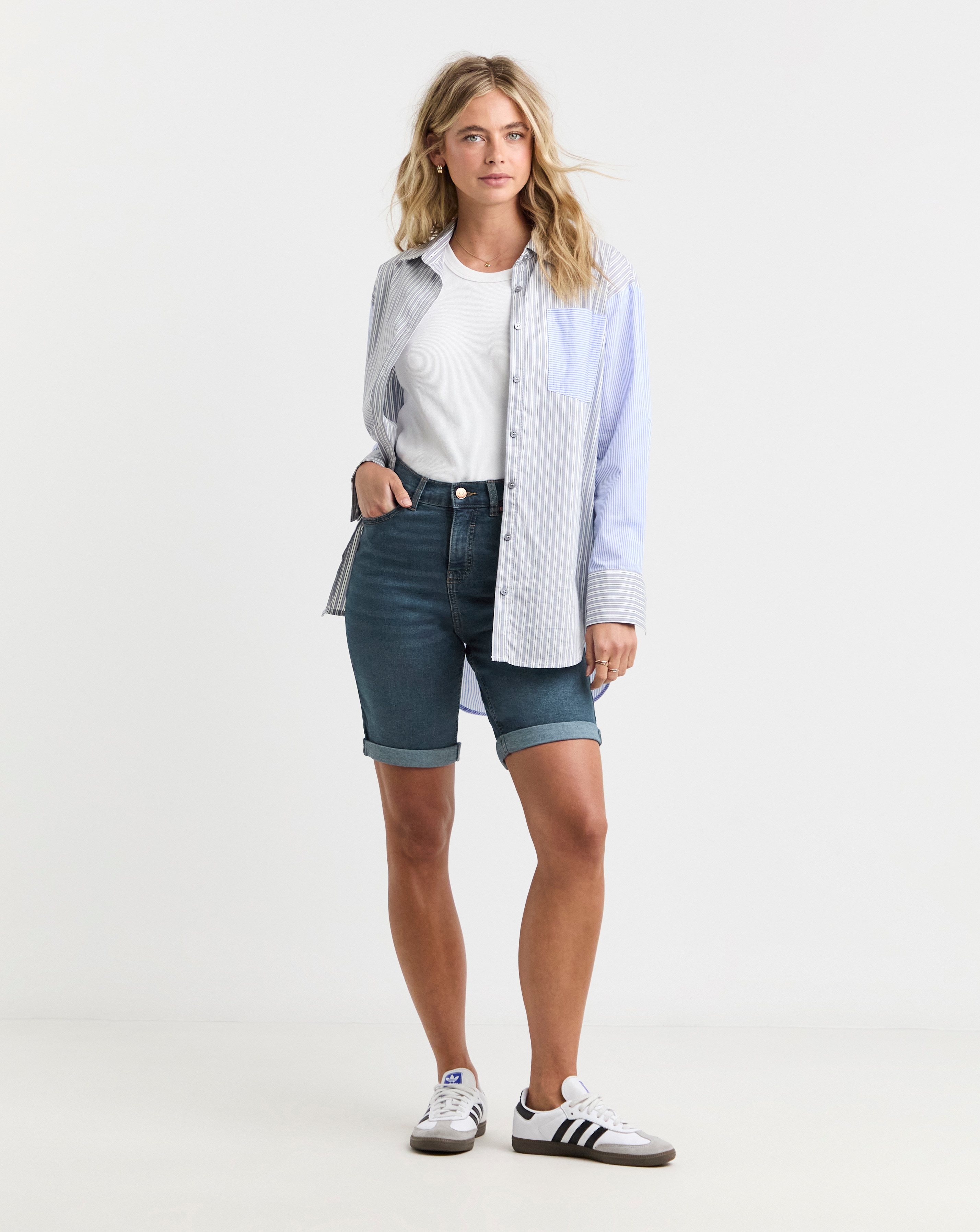 Mid Vintage 24/7 Knee Shorts