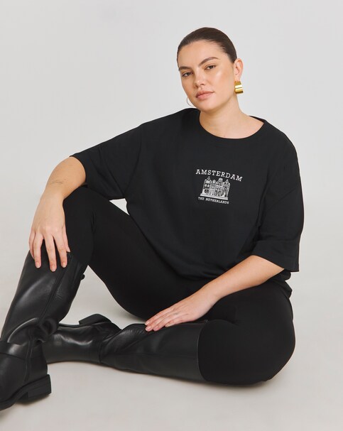 Amsterdam Embroidered Oversized T-shirt