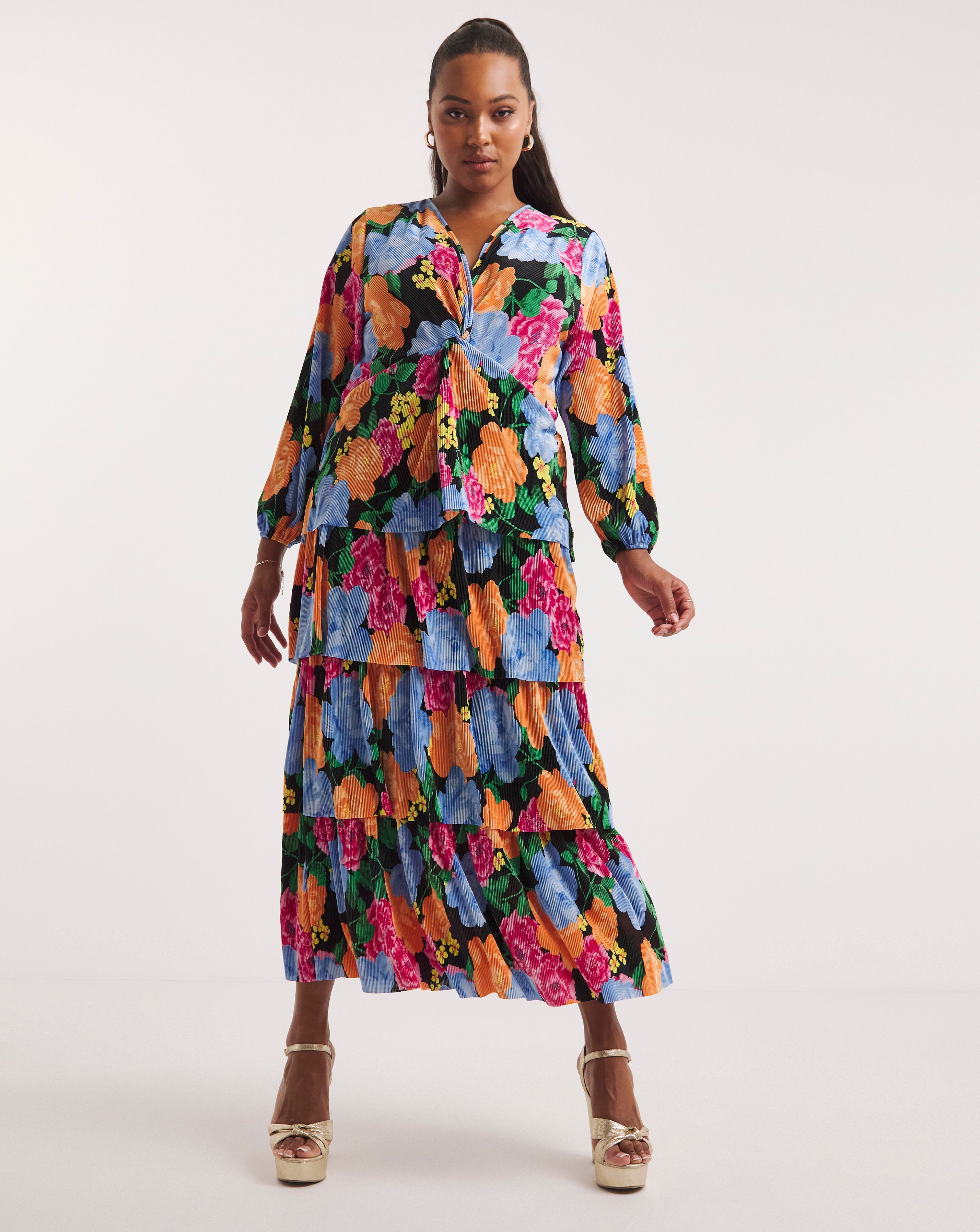 Floral Print Tiered Plisse Maxi Dress | Simply Be