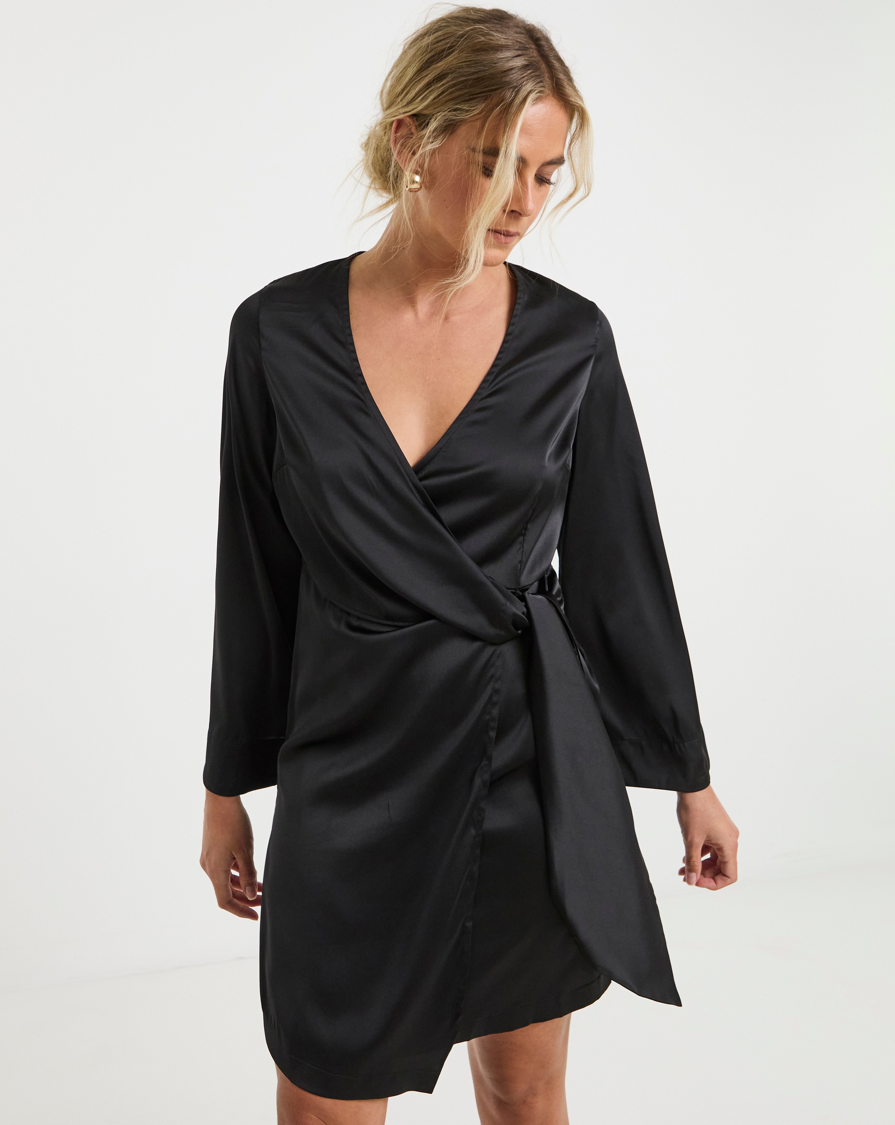 Simply Be - Women's Black Knot Front Satin Skater Dress - Size 24 - Black