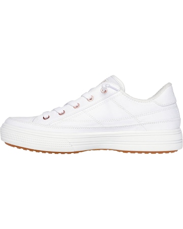 Skechers Arch Fit Arcade - Meet Ya There Trainers