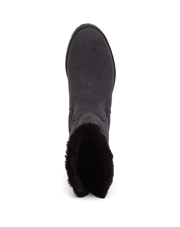 Rocket Dog Niche Aurora Mid Boot