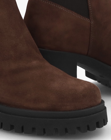 Daniel Luxor Brown Suede Block Heel Chelsea Boots Standard Fit