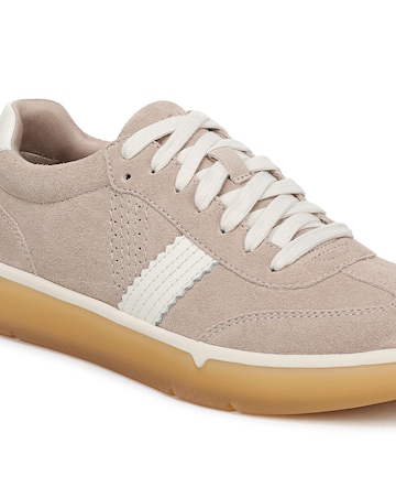 Vionic City Walk Beige Trainers Wide Fit (E)