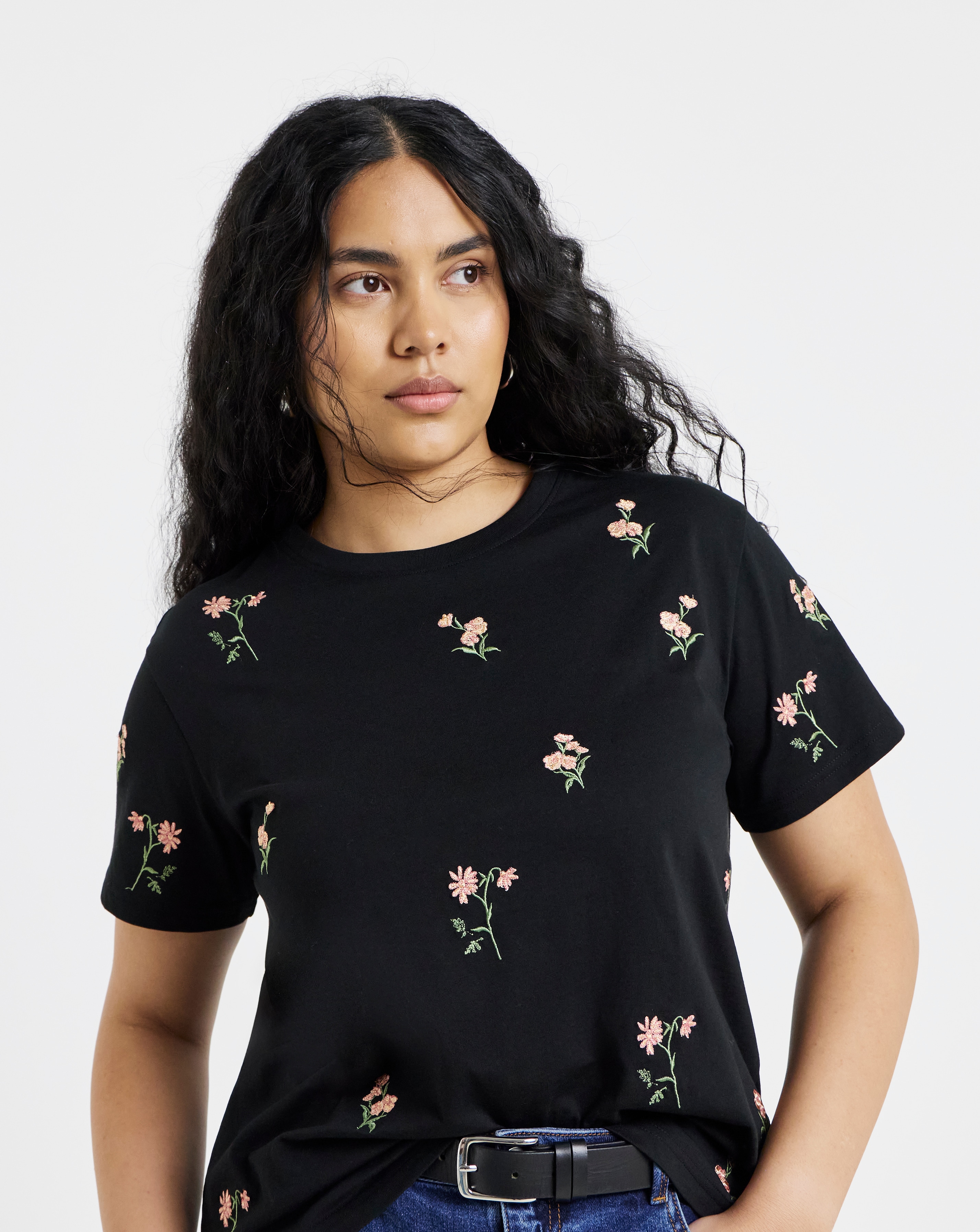 New In - Embroidered Ditsy Flower T-Shirt