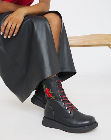 Heavenly Feet Martina Boot Wide Fit