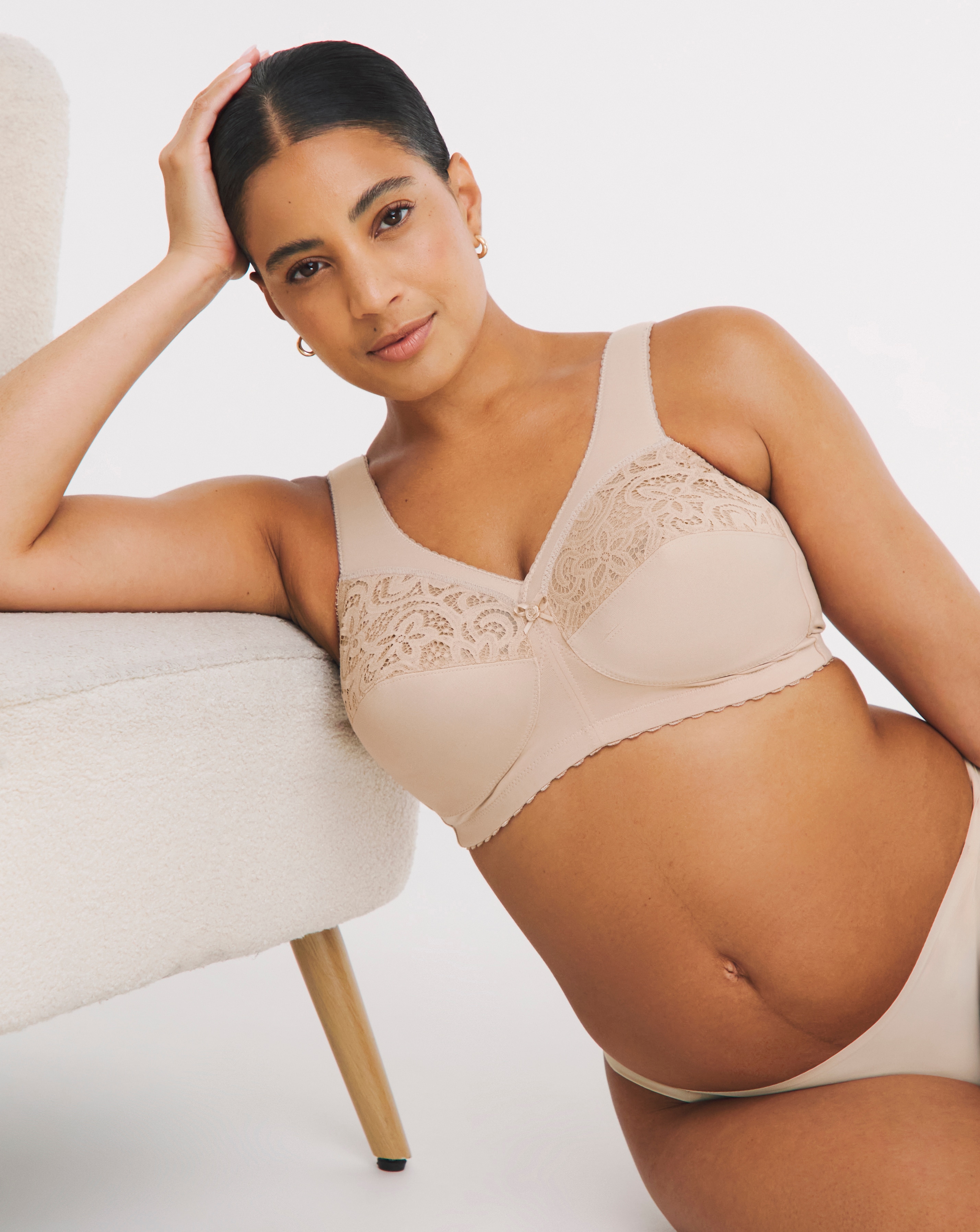 Glamorise - Classic Non-Wired Womens Bra - Skin Tone4